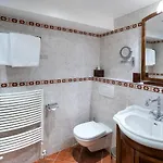 U Cerneho Orla Hotel