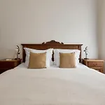 Hotel U Cerneho Orla 4*