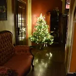 Hotel U Cerneho Orla 4*