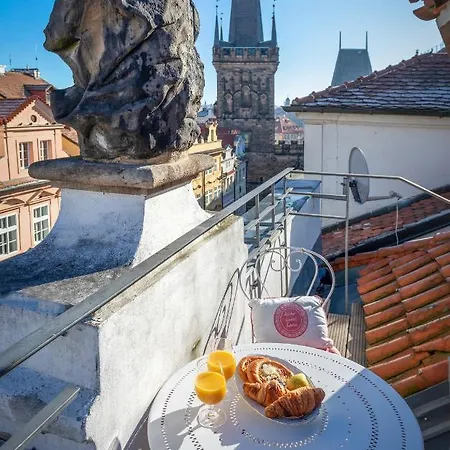 U Cerneho Orla 4* Prag