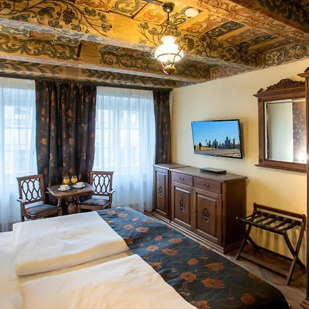 U Cerneho Orla 4* Prag