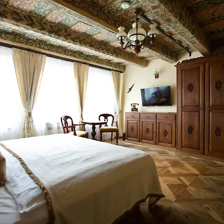 U černého Orla Hotel 4*
