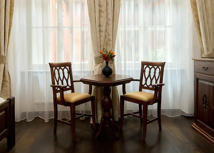 U Cerneho Orla 4* براغ