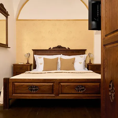 U černého Orla Hotel 4*