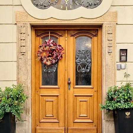 Hotel U černého Orla Praga
