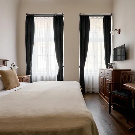 U černého Orla Hotel 4*