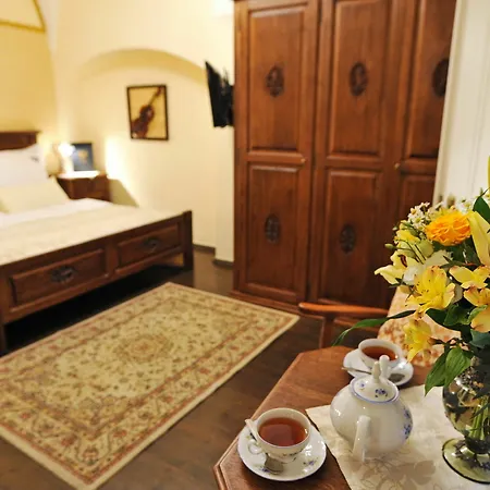 U černého Orla Hotel 4*