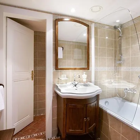 U Cerneho Orla 4* Prague